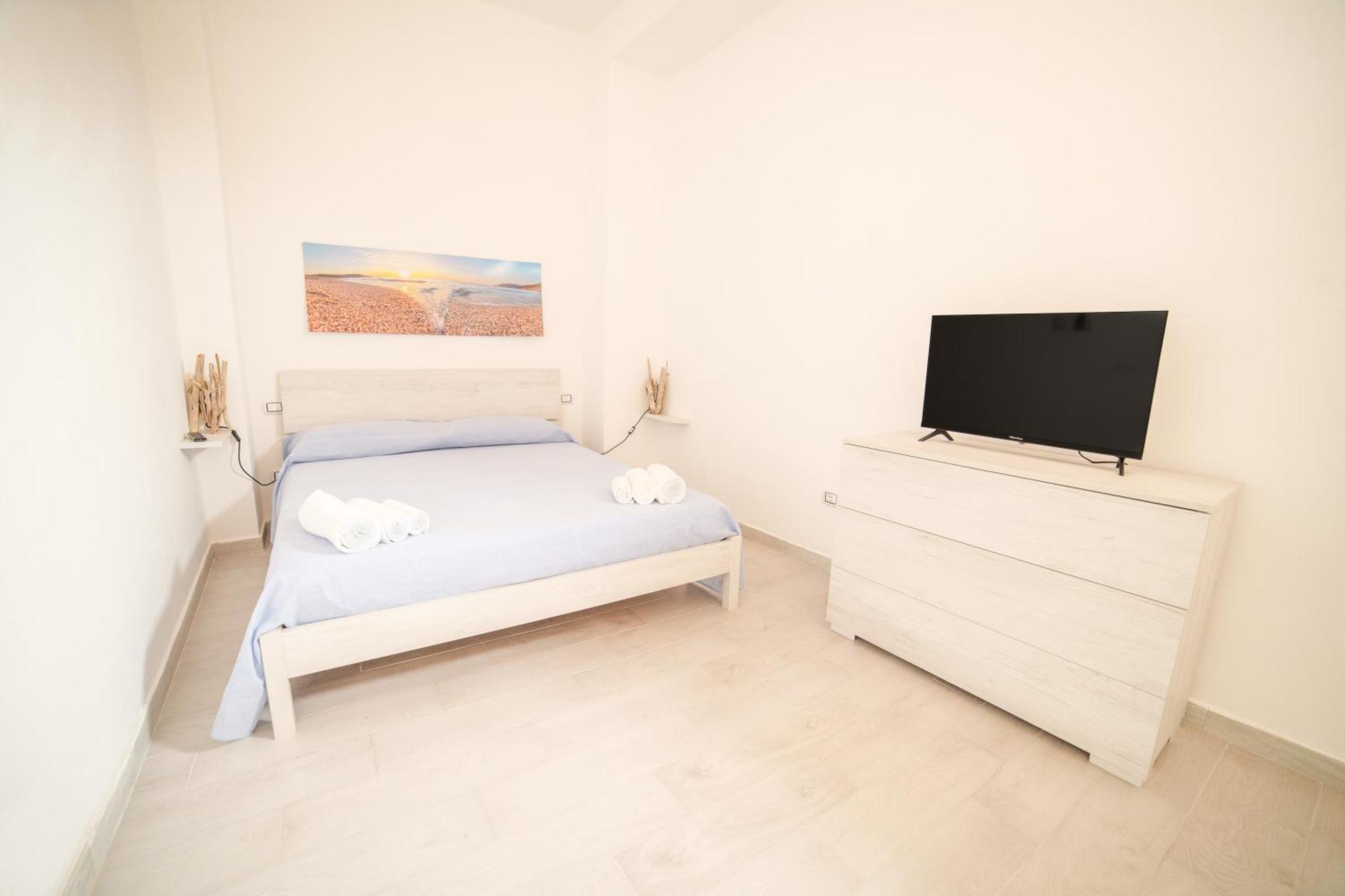 Followthesun- Camera Fronte Mare Portoscuso Quarto foto